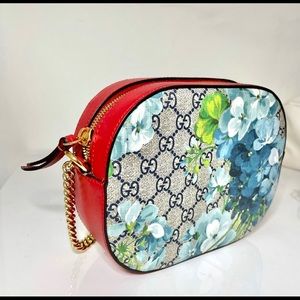AUTHENTIC GUCCI GG Supreme Monogram Blooms Mini Chain Shoulder Bag Blue